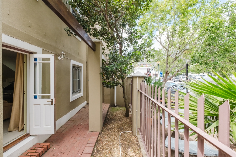 3 Bedroom Property for Sale in Gardens Western Cape
